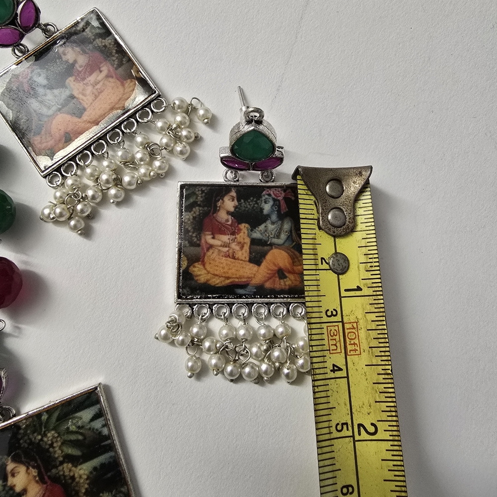 ‘Symbol of Love’ Radha Krishna Pearl Elegance Handcrafted Necklace Set - Picture 8 of 10